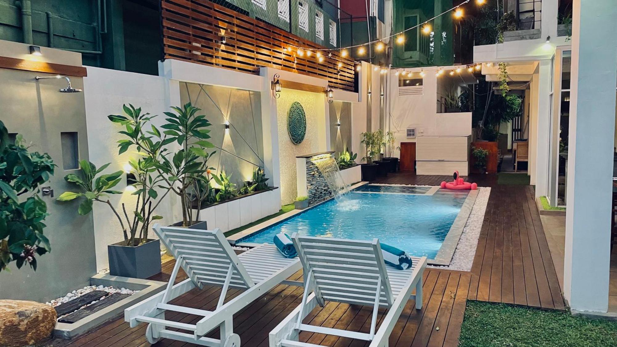 8 Plus Motels Negombo Extérieur photo